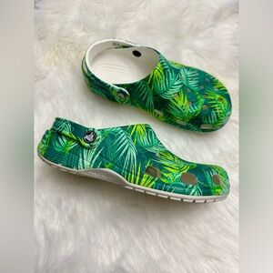 Crocs Classic Clog Tropical Palm